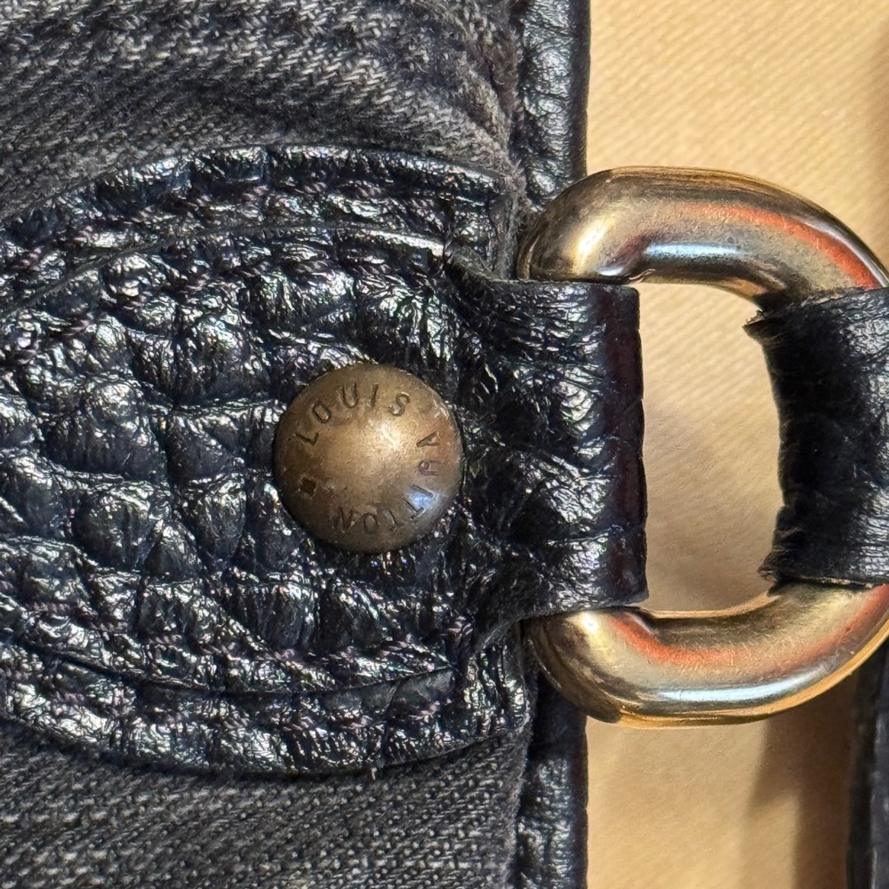 Louis Vuitton Neo Cabby Black Denim shoulder bag - Picture 3 of 16